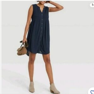 Smocked Black V-Neck Summer Flowy Sleeveless Button Dress Size Medium